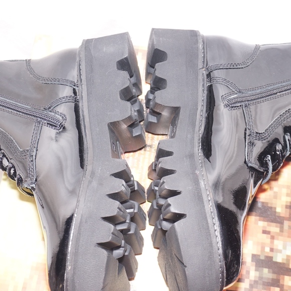 NEW Jeffrey Campbell AGIRA Black patent Combat Boots - Picture 2 of 4